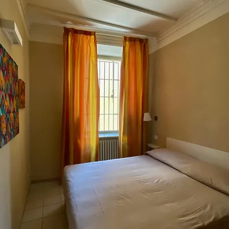 Teresa Zona Cattedrale * Asti